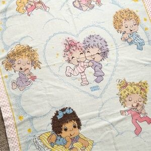 Vintage Hugga Bunch Fabric Quilt Tapestry